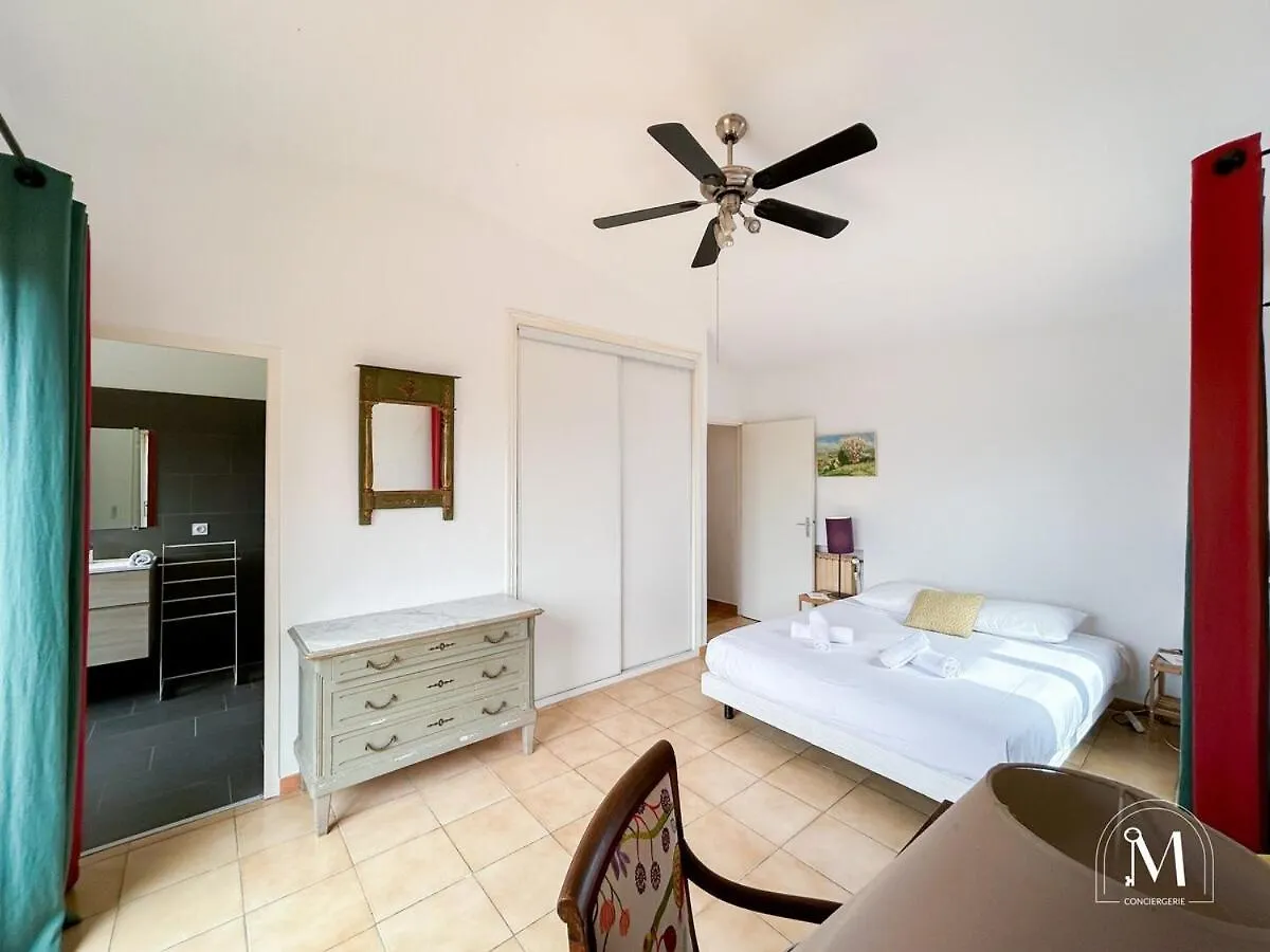 Belle Demeure Dans Les Hauteurs D'Ollioules Holiday home Ollioules