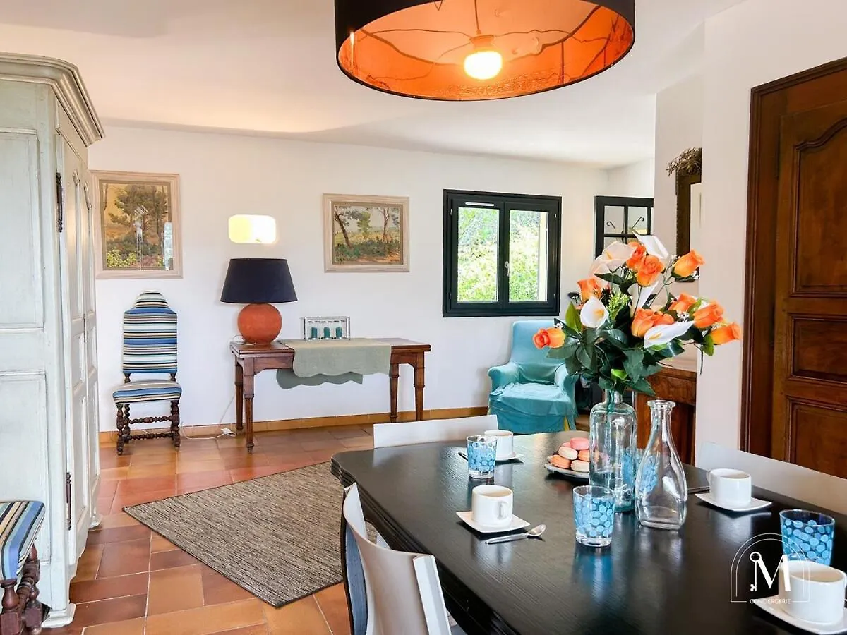 Holiday home Belle Demeure Dans Les Hauteurs D'Ollioules