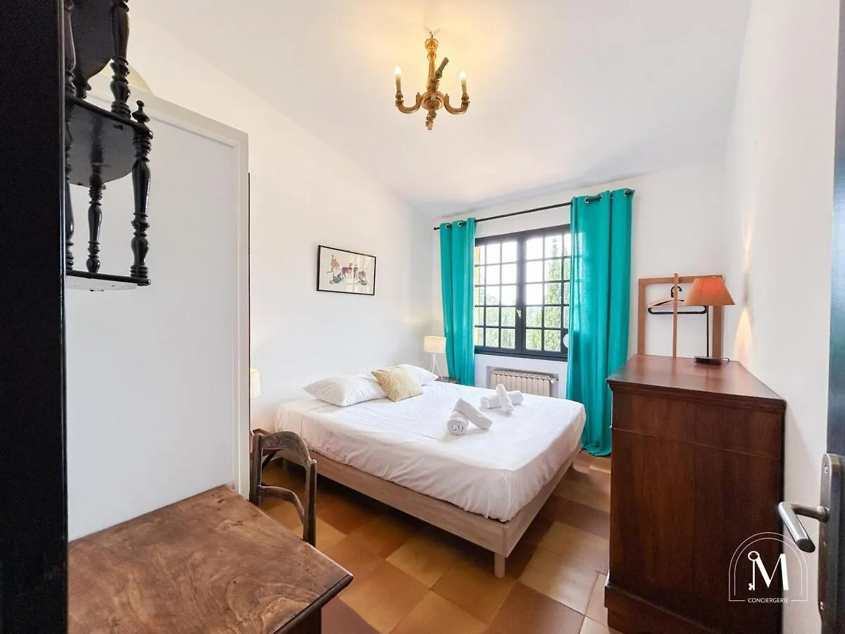 Holiday home Belle Demeure Dans Les Hauteurs D'Ollioules France